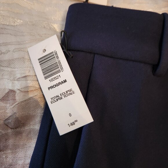 Aritzia Babaton Pants — New, Size 0, Softly structured high-rise flared trousers - Picture 3 of 5